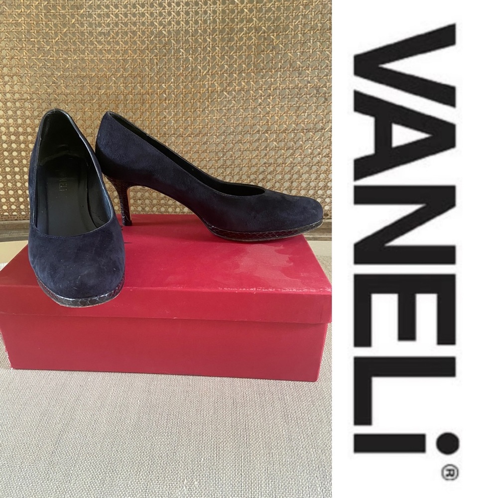 Vaneli Suede & Leather Pumps - 8 ½ M